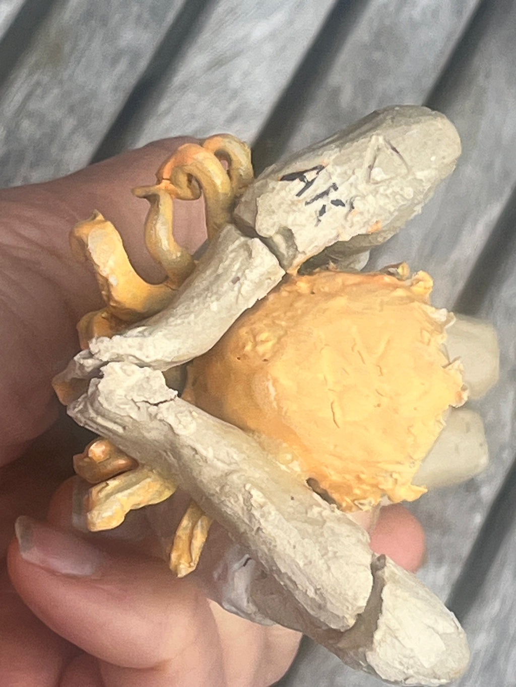 Yogatjej - förbereder huvudstående